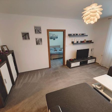 Apartman V Centru Карловы Вары Экстерьер фото